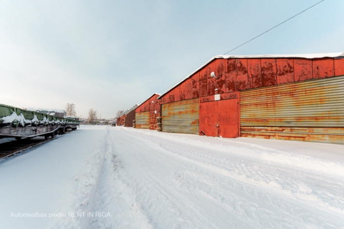 Warehouse No. 20 in the industrial area at 24 Braslas Street.  A metal hangar with one large space m Рига - изображение 7