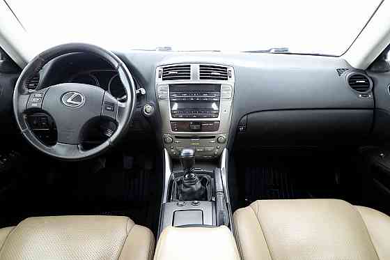 Lexus IS 220 Luxury 2.2 D-4D 130kW Tallina