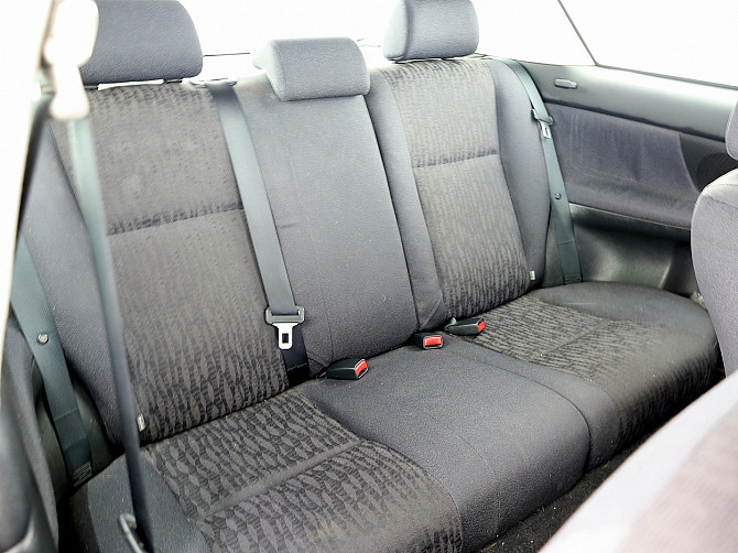 Toyota Corolla Linea Sol A-C 1.4 71kW Tallina - foto 7