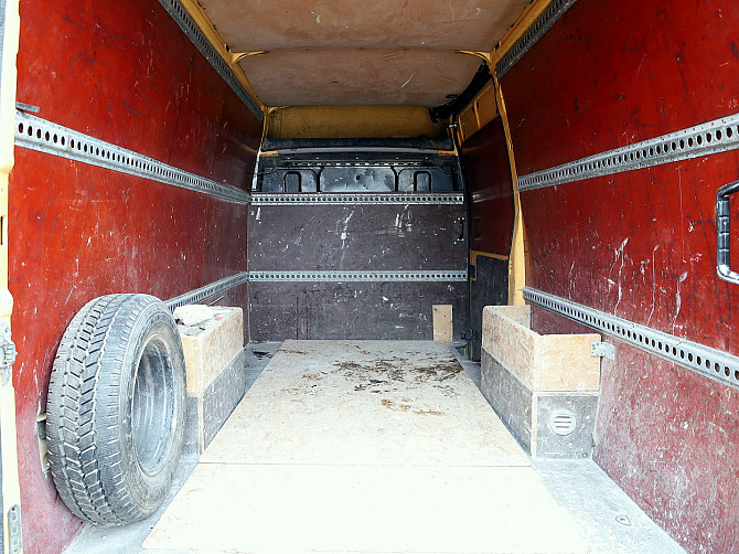 Iveco Daily 35S18V Van 3.0 HPI 130kW Tallina - foto 8