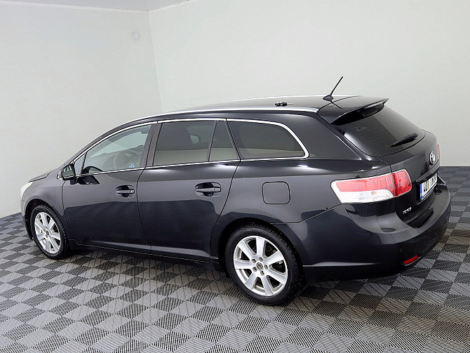 Toyota Avensis Linea Sol 2.0 D-4D 93kW Tallina - foto 4