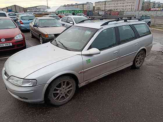 Opel Vectra Caravan 1.8 85kW Tallina