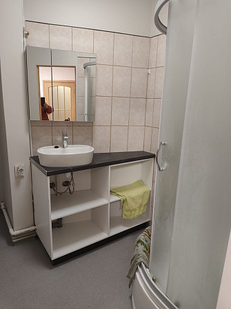 3 istabu mēbelēts dzīvoklis ērta atrašanās vieta (blakus Nacionālajai bibliotēkai). Dzīvoklī... Рига - изображение 9