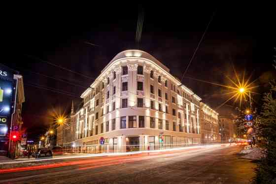 Сдается 2-комнатная квартира c балконом в престижном "Доме Библиотеки". Здание Rīga