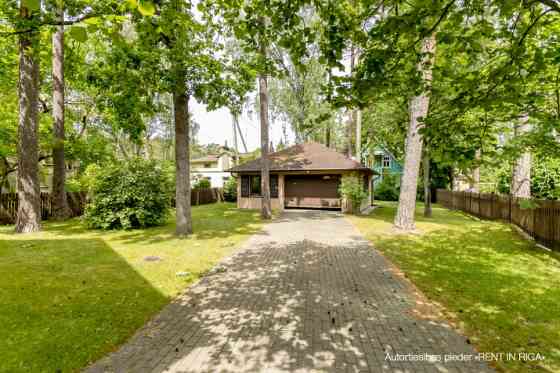 For rent a 2-storey house in Jurmala with a well-kept area and a garden.  100 m to the swimming plac Юрмала