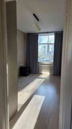 Уютная квартира доступна для аренды в районе Пардалгавы, на улице Валгума. Rīga