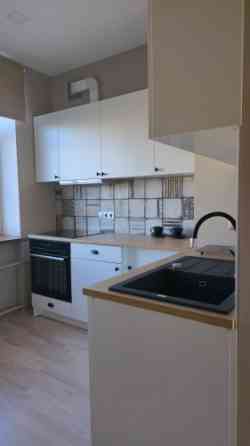 Уютная квартира доступна для аренды в районе Пардалгавы, на улице Валгума. Rīga