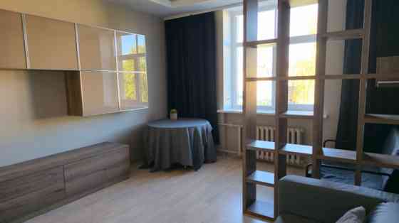 Уютная квартира доступна для аренды в районе Пардалгавы, на улице Валгума. Rīga