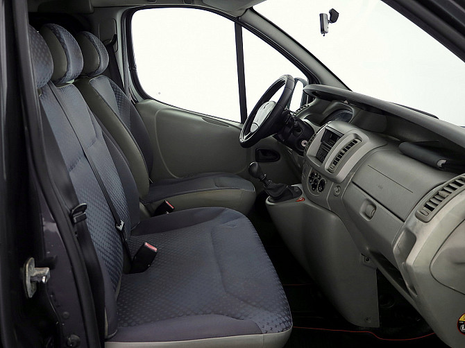 Renault Trafic Passenger Facelift 2.0 dCi 66kW Tallina - foto 6