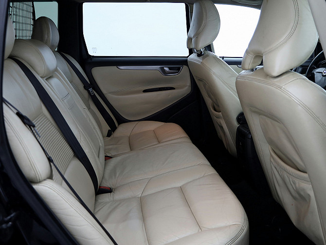 Volvo V70 Summum AWD 4x4 2.4 D5 136kW Таллин - изображение 7