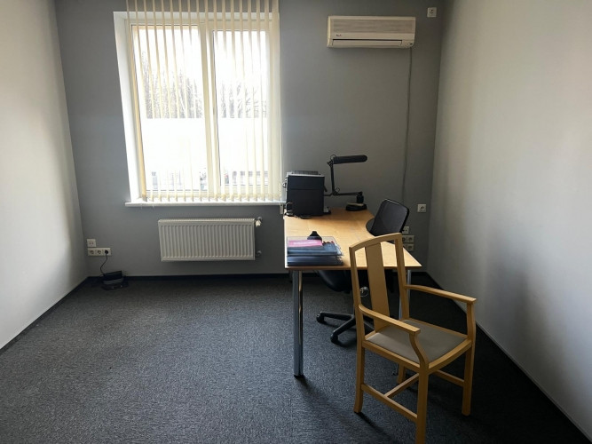 Birojs Ziepniekkalnā pie Vienības gatves.  + 2. stāvs divstāvu ēkā. + Divi kabineti. Wc koplietošana Рига - изображение 2