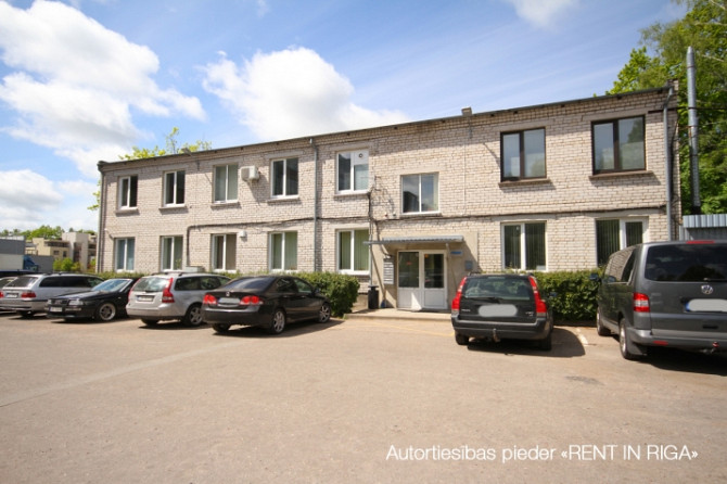 Birojs Ziepniekkalnā pie Vienības gatves.  + 2. stāvs divstāvu ēkā. + Divi kabineti. Wc koplietošana Рига - изображение 1