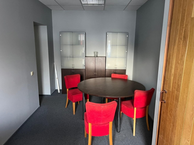 Birojs Ziepniekkalnā pie Vienības gatves.  + 2. stāvs divstāvu ēkā. + Divi kabineti. Wc koplietošana Рига - изображение 3