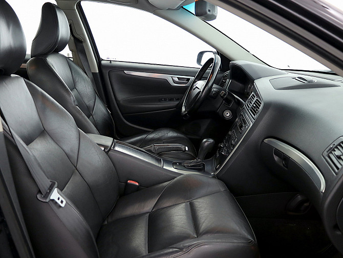 Volvo S60 Summum Facelift ATM 2.4 D5 136kW Tallina - foto 6