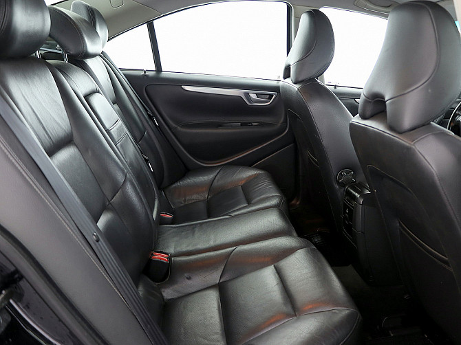 Volvo S60 Summum Facelift ATM 2.4 D5 136kW Tallina - foto 7