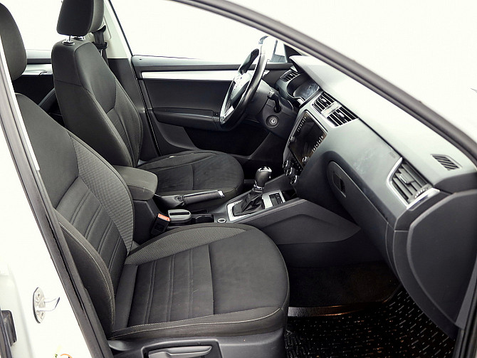 Skoda Octavia Comfortline Facelift ATM 1.4 81kW Tallina - foto 6