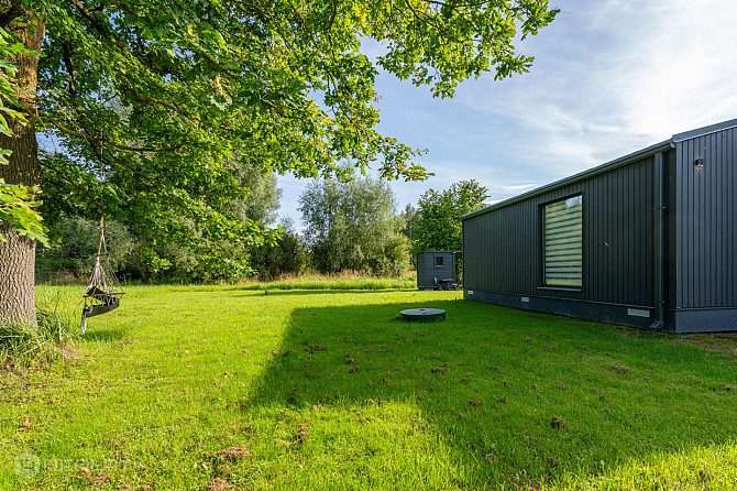 Pārdod kompaktu, ērtu un siltu koka karkasa māju. Mājiņa uzbūvēta divus gadus atpakaļ. Jelgava un Jelgavas novads - foto 9