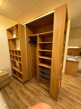 Kompakts, kvalitatīvi izremontēts un gaumīgi iekārtots studio dzīvoklis pašā pilsētas Rīga - foto 4