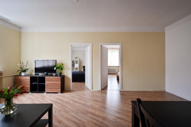 Mēbelēts trīs istabu dzīvoklis pašā pilsētas centrā, kas vienlaikus ļauj baudīt mieru un Rīga - foto 9