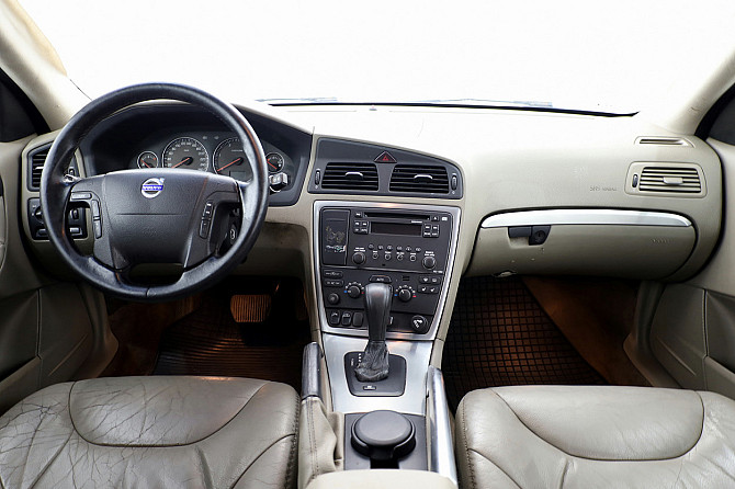 Volvo XC70 Summum Facelift ATM 2.4 D5 136kW Tallina - foto 5