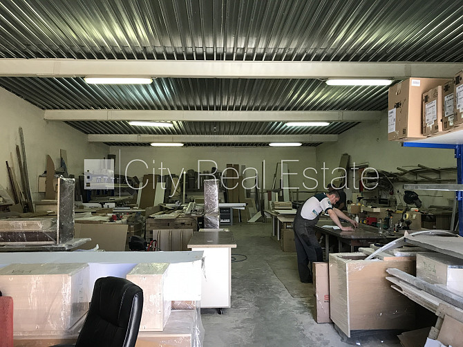 Реновированный дом, места для нескольких машин, в доме подключено 3 фазовое Рига - изображение 6