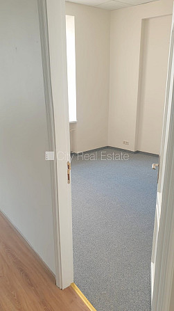 Фасадный дом, реновированный дом, объект охраняет физическая охрана, вход с Рига - изображение 8