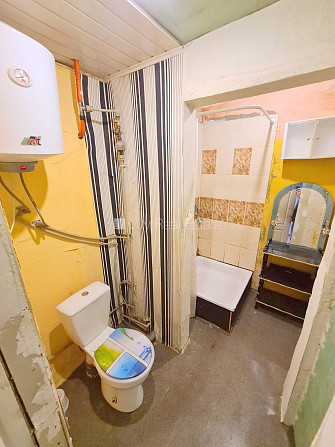 Здание во дворе, закрытый двор, вход со двора, окна выходят во двор, одна Рига - изображение 10