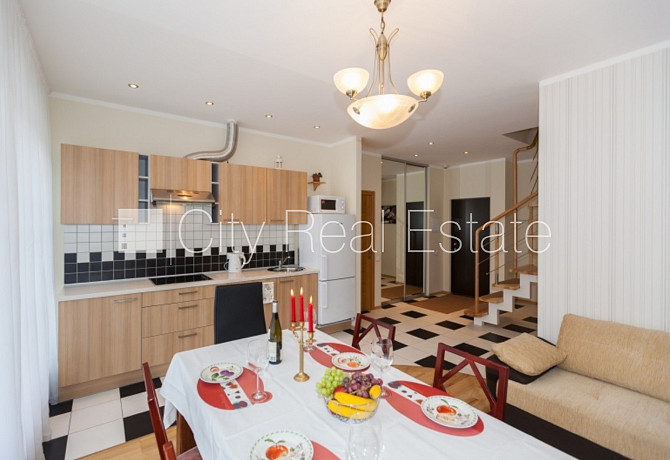 Pagalma ēka, renovēta māja, labiekārtots apzaļumots pagalms, slēgts pagalms, teritorijas Jūrmala - foto 2