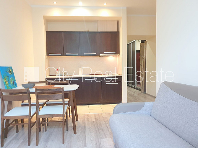 Šo dzīvokli izīrē pa diennaktīm (īstermiņa īre), īres cena sludinājumā norādīta par Rīgas rajons - foto 2