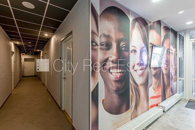 Реновированный дом, благоустроенная озеленённая территория, лестничная клетка Рига - изображение 13