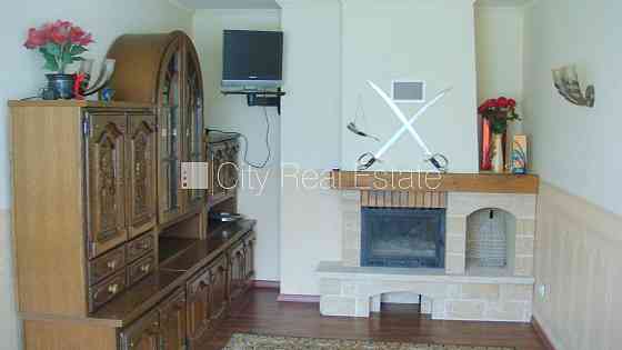 Эта квартира сдается в аренду посуточно (краткосрочная аренда), стоимость аренды Юрмала