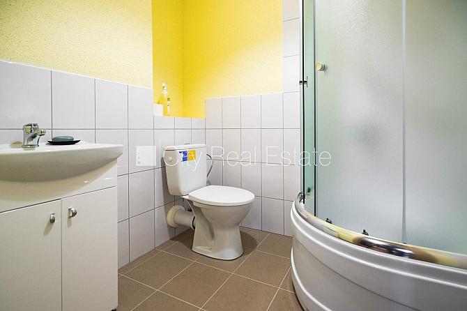 Эта квартира сдается в аренду посуточно (краткосрочная аренда), стоимость аренды Рига - изображение 8