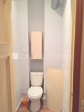 Земля в собственности, деревянный дом, фасадный дом, благоустроенный озеленённый Рига - изображение 6