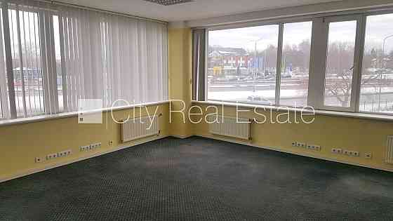 Фасадный дом, плата за обслуживание одного квадратного метра в  месяц 1,25 EUR, Рига