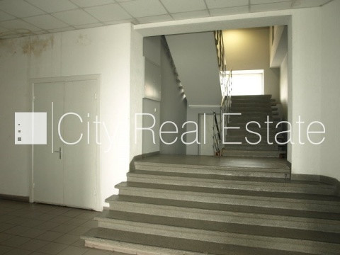 Фасадный дом, плата за обслуживание одного квадратного метра в  месяц 1,25 EUR, Рига - изображение 12