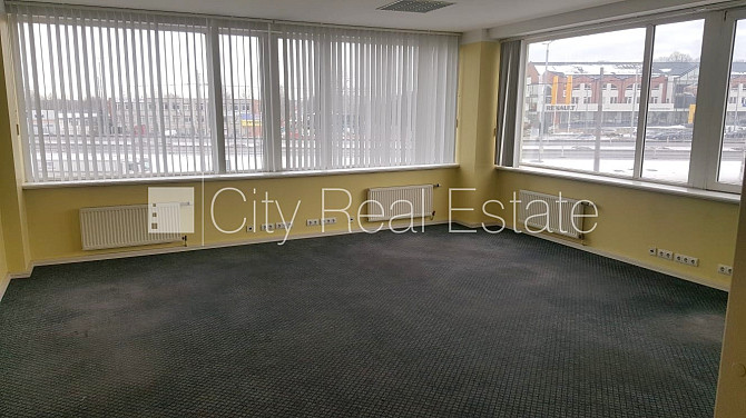 Фасадный дом, плата за обслуживание одного квадратного метра в  месяц 1,25 EUR, Рига - изображение 2