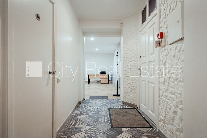 Фасадный дом, реновированный дом, вход с улицы, окна выходят во двор, система Рига - изображение 13