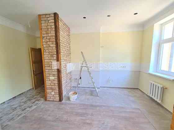 Новостройка, фасадный дом, благоустроенный озеленённый двор, закрытый двор, Рига