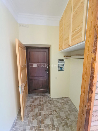 Новостройка, фасадный дом, благоустроенный озеленённый двор, закрытый двор, Рига - изображение 12