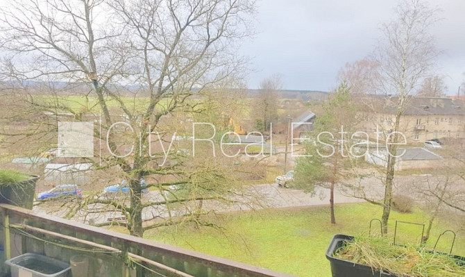 Fasādes māja, ķieģeļu mūra sienas, labiekārtots apzaļumots pagalms, kāpņu telpa pēc Tukums un Tukuma novads - foto 3