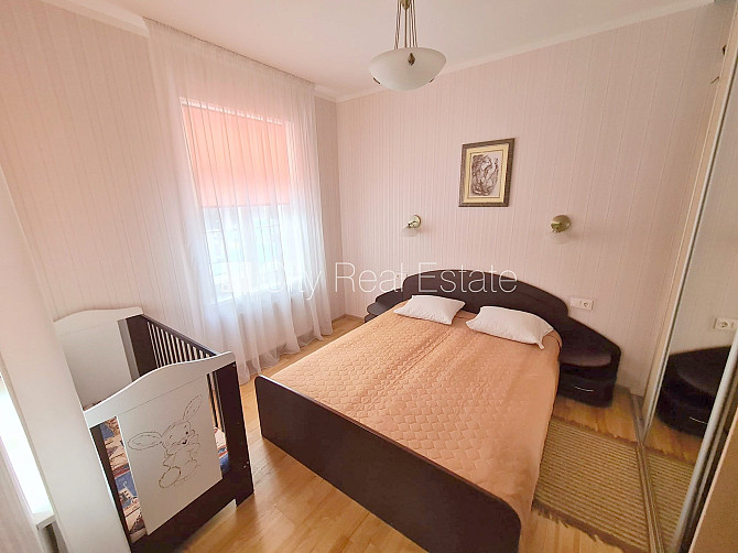 Фасадный дом, реновированный дом, благоустроенный озеленённый двор, закрытый Юрмала - изображение 9