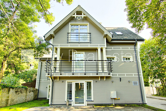 Благоустроенная озеленённая территория, место для машины, количество спален 2 Юрмала - изображение 6