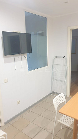 Фасадный дом, реновированный дом, закрытый двор, вход со двора, полуподвал, Рига - изображение 15