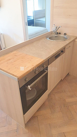 Фасадный дом, реновированный дом, вход с улицы, лифт, лестничная клетка после Рига - изображение 13