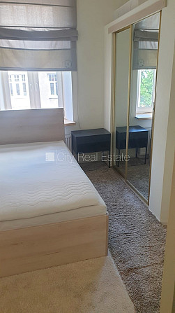 Фасадный дом, реновированный дом, вход с улицы, лифт, лестничная клетка после Рига - изображение 16