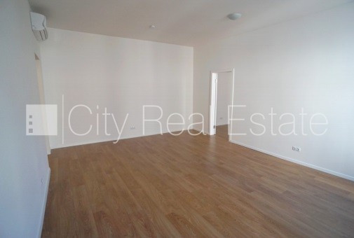 Фасадный дом, реновированный дом, плата за обслуживание одного квадратного метра Рига - изображение 4