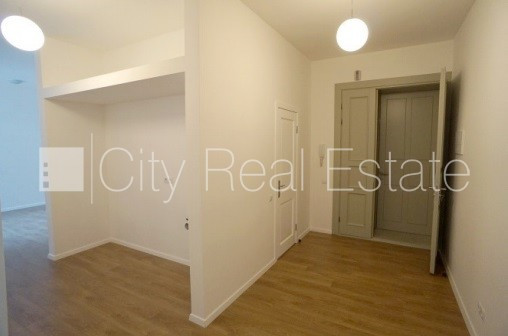 Фасадный дом, реновированный дом, плата за обслуживание одного квадратного метра Рига - изображение 5