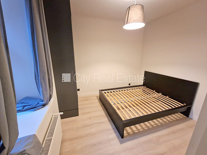 Фасадный дом, реновированный дом, закрытый двор, вход с улицы, лифт, лестничная Рига - изображение 8