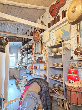 Фасадный дом, реновированный дом, закрытый двор, территория обнесена забором, Юрмала - изображение 7