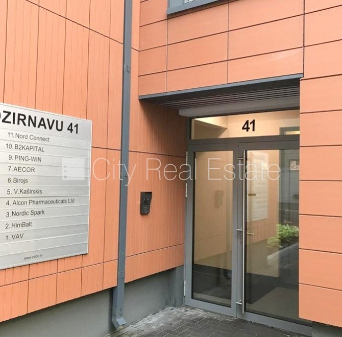 Jaunceltne, fasādes māja, labiekārtota apzaļumota teritorija, bruģēts piebraucamais ceļš, Rīga - foto 18